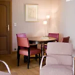 Tatil Evi Vakantiewoning L'eau Tendre In Ellezelles, Met Wellness En Buitenzwembad Met Overkapping
