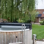 Vakantiewoning L'eau Tendre In Ellezelles, Met Wellness En Buitenzwembad Met Overkapping *