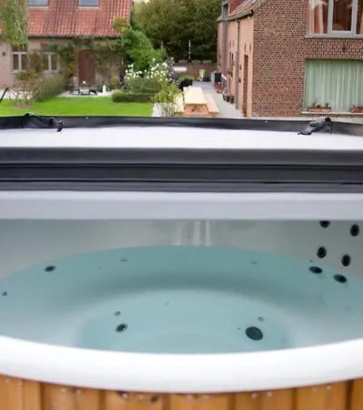 Vakantiewoning L'eau Tendre In Ellezelles, Met Wellness En Buitenzwembad Met Overkapping Дом отдыха *