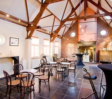 Дом отдыха Vakantiewoning L'eau Tendre In Ellezelles, Met Wellness En Buitenzwembad Met Overkapping *