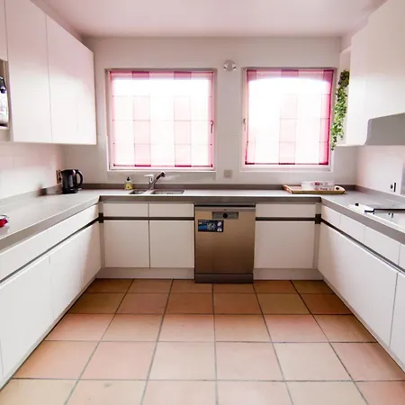 Vakantiewoning L'eau Tendre In Ellezelles, Met Wellness En Buitenzwembad Met Overkapping Дом отдыха