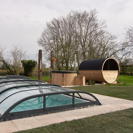 Vakantiewoning L'eau Tendre In Ellezelles, Met Wellness En Buitenzwembad Met Overkapping Ellezelles